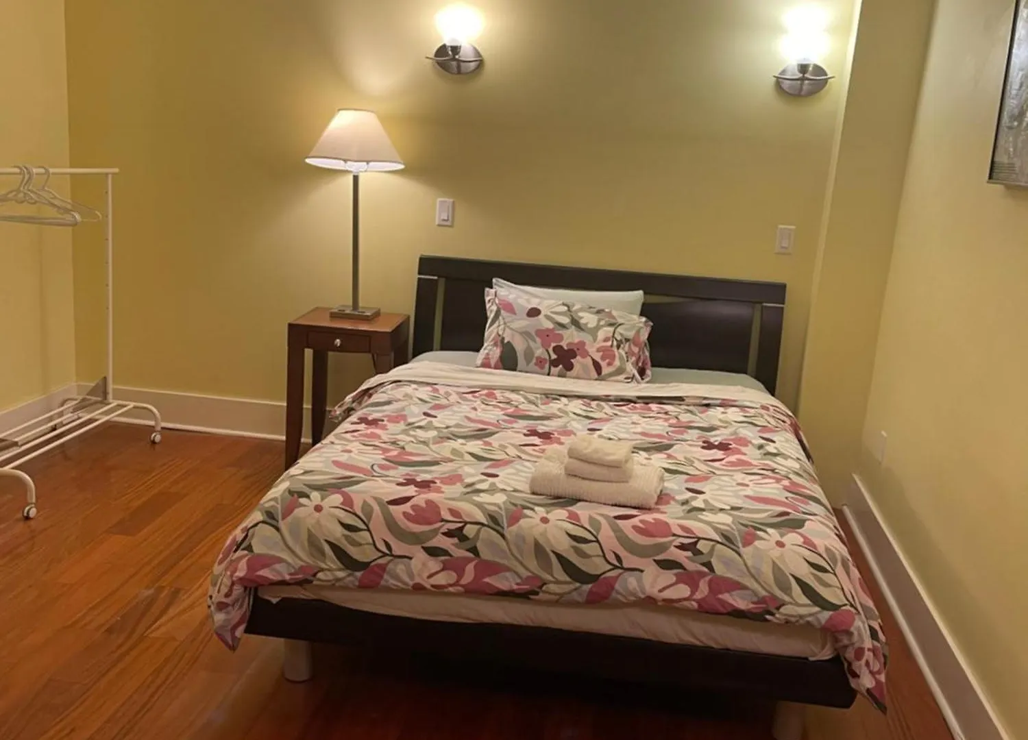 Linda Guesthouse Vancouver 0*,  Canada